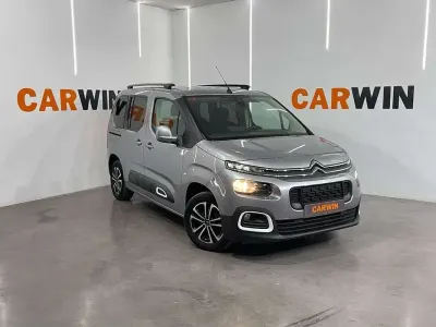 Usado Citroën Berlingo Shine 102 CV (75 kW) 2019 Gris Monovolumen