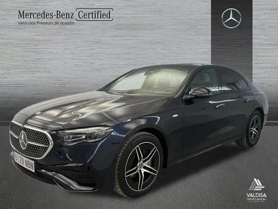 Używany Mercedes E300 AMG line 313 KM (230 kW) 2025 Niebieski Kombi