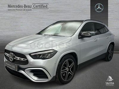 Usado Mercedes GLA200 AMG line 150 CV (110 kW) 2025 Plata hightech SUV
