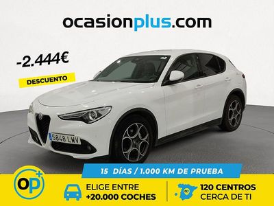 Usado Alfa Romeo Stelvio Sprint 160 CV (117 kW) 2022 Blanco SUV