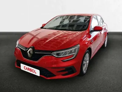 Usado Renault Mégane IV Intens 116 CV (85 kW) 2022 Rojo Utilitario