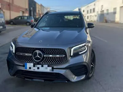 Usado Mercedes GLB220