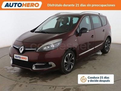 Usado Renault Grand Scénic III Bose Edition 130 CV (95 kW) 2015 Rojo Monovolumen