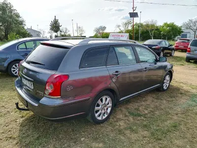 Usado Toyota Avensis