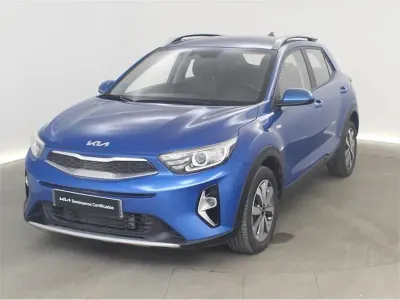 Usado Kia Stonic 101 CV (74 kW) 2025 Azul SUV