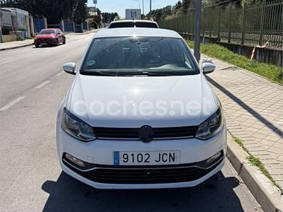 Usado VW Polo Sportline 90 CV (66 kW) 2015 Blanco Berlina