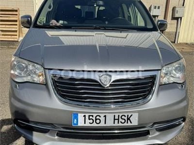 Lancia Voyager