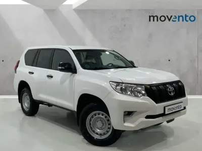 Używany Toyota Land Cruiser 204 KM (150 kW) 2021 Biały SUV