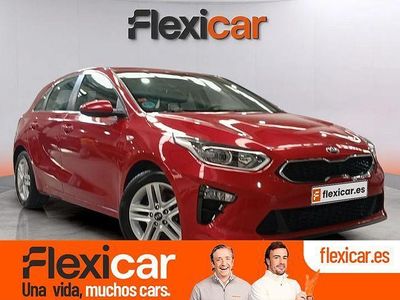 Usado Kia Ceed 120 CV (88 kW) 2021 Rojo Utilitario