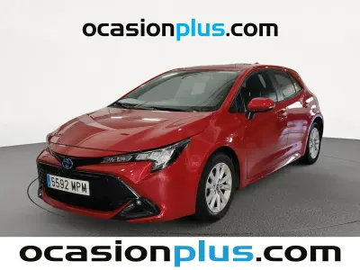 Używany Toyota Corolla Active 140 KM (102 kW) 2024 Czerwony Sedan/Limuzyna