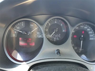 Usado Seat Leon Reference 140 CV (102 kW) 2006 Negro Utilitario