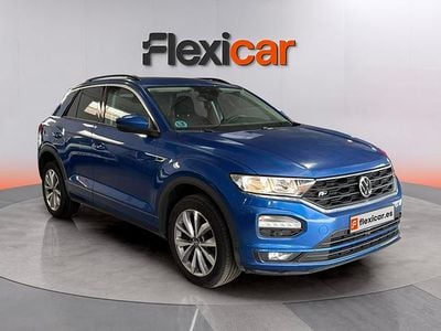 Usado VW T-Roc Advance 110 CV (80 kW) 2022 Azul SUV