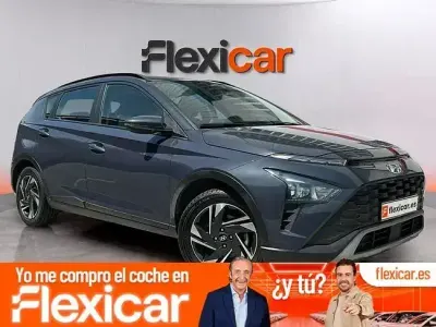 Usado Hyundai Bayon 84 CV (61 kW) 2023 Gris SUV