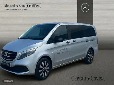 Usado Mercedes Vito 136 CV (100 kW) 2025 Gris / plateado Van