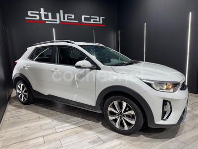 Blanco Usado 2021 Kia Stonic SUV | 15.950 € (Buen precio)