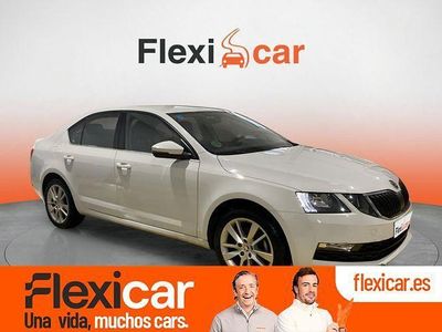 Blanco Usado 2019 Skoda Octavia Active Berlina | 14.190 € (Precio justo)