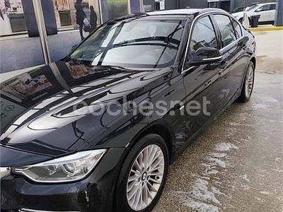 Occasion BMW 318 Luxury Line 143 ch (105 kW) 2012 Noir Berline
