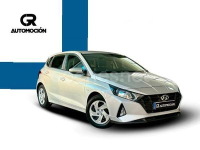 Gris / plata Usado 2021 Hyundai i20 Berlina | 10.990 € (Precio justo)