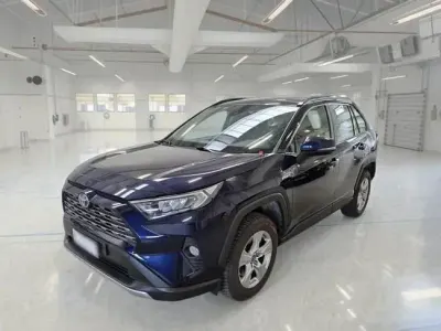 Usado Toyota RAV4 Hybrid Advance 222 CV (163 kW) 2020 Azul SUV