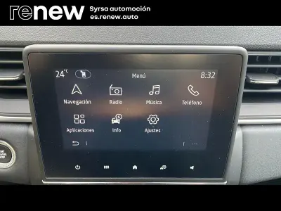 Usado Renault Captur Evolution 100 CV (73 kW) 2024 Gris SUV