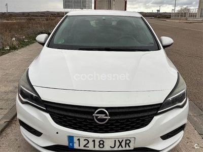 Usado Opel Astra Business 110 CV (80 kW) 2017 Blanco Berlina