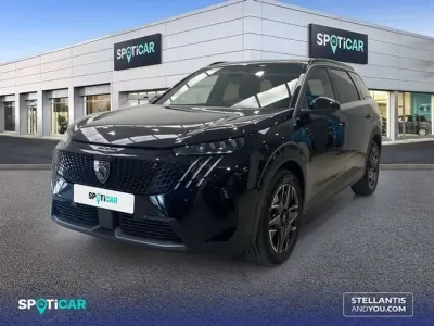 Usado Peugeot 5008 GT 137 CV (100 kW) 2025 Negro SUV