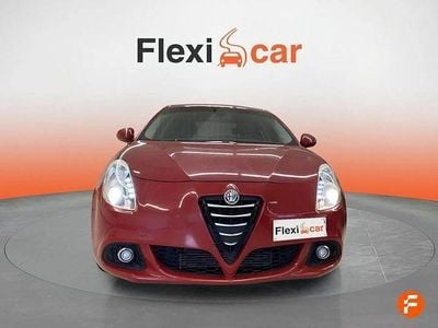 Usado Alfa Romeo Giulietta Distinctive 120 CV (88 kW) 2015 Rojo Utilitario