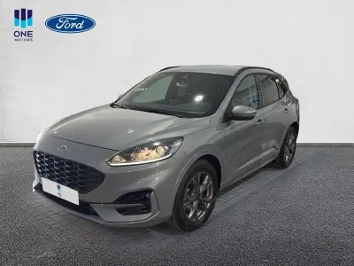 Usado Ford Kuga ST-Line 190 CV (139 kW) 2024 Plata solar (metalizado) SUV