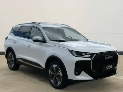 Nuevo Ebro s700 Luxury 147 CV (108 kW) 2025 Blanco SUV
