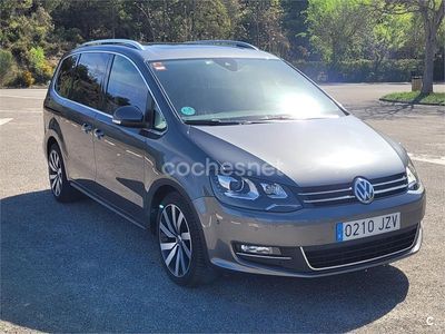 Usado VW Sharan Sportline 184 CV (135 kW) 2017 Gris / plata Monovolumen