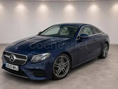 Usado Mercedes E220 194 CV (142 kW) 2019 Azul Coupe
