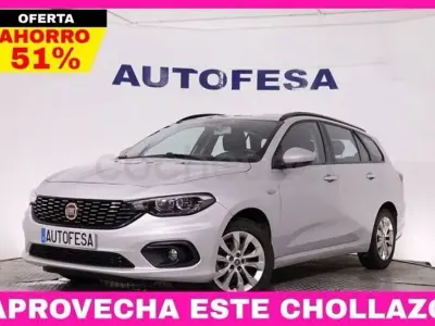 Usado Fiat Tipo Lounge 120 CV (88 kW) 2018 Gris / plata Familiar