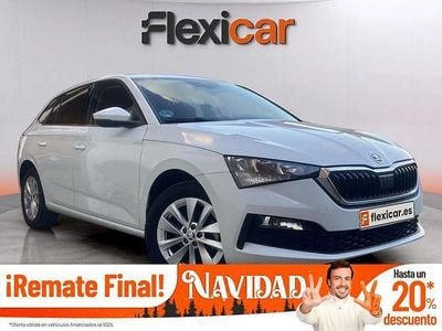 Blanco Usado 2023 Skoda Scala Ambition Utilitario | 15.490 € (Precio justo)