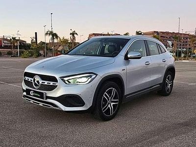 Usado Mercedes GLA250 218 CV (160 kW) 2021 Gris / plata SUV