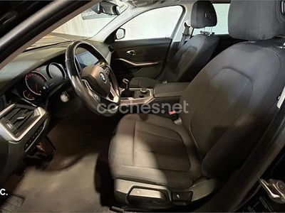 Negro Usado 2020 BMW 318 Familiar | 21.400 € (Un poco caro)