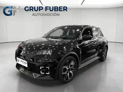 Usado Renault R5 Urban 89 kW (122 CV) 2025 Negro Utilitario