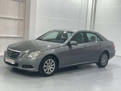 Usado Mercedes E220
