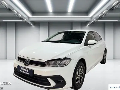 Usado VW Polo Life 95 CV (69 kW) 2023 Blanco Utilitario
