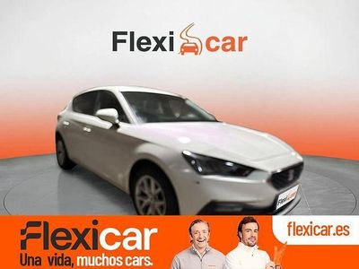 Usado Seat Leon Style 110 CV (80 kW) 2021 Blanco Berlina
