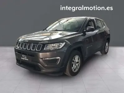 Usado Jeep Compass Longitude 140 CV (102 kW) 2018 Gris SUV