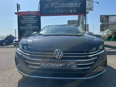 Usado VW Arteon Elegance 150 CV (110 kW) 2021 Gris