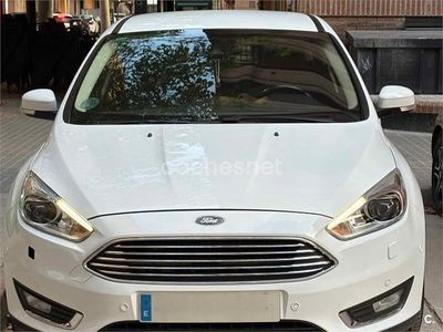 Usado Ford Focus Titanium 120 CV (88 kW) 2015 Blanco Berlina