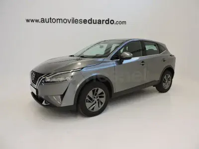 Usado Nissan Qashqai Acenta 158 CV (116 kW) 2022 Gris / plata SUV