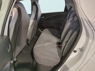 Usado Renault Zoe Equilibre 80 kW (109 CV) 2023 Blanco Utilitario