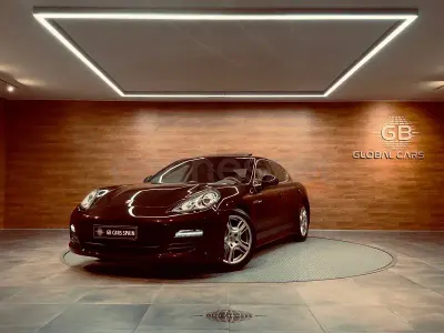 Usado Porsche Panamera 380 CV (279 kW) 2011 Marrón Utilitario