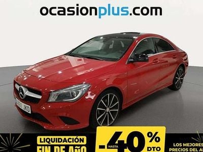 Rojo Usado 2015 Mercedes CLA200 Urban Coupe | 18.973 € (Precio justo)