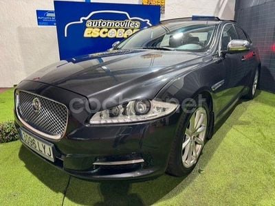 Gris / plata Usado 2015 Jaguar XJ Premium Luxury Berlina | 16.990 €