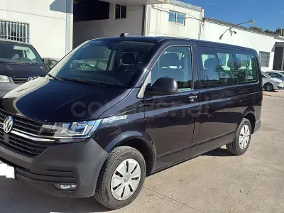 Usado VW Caravelle 150 CV (110 kW) 2024 Negro Van