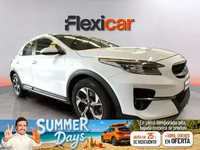 Usado Kia XCeed 120 CV (88 kW) 2022 Blanco SUV
