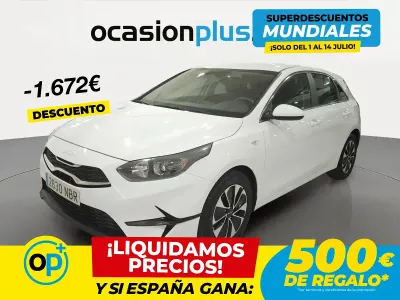 Usado Kia Ceed 100 CV (73 kW) 2025 Blanco Utilitario